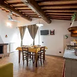 Loggiato By Interhome * Toiano